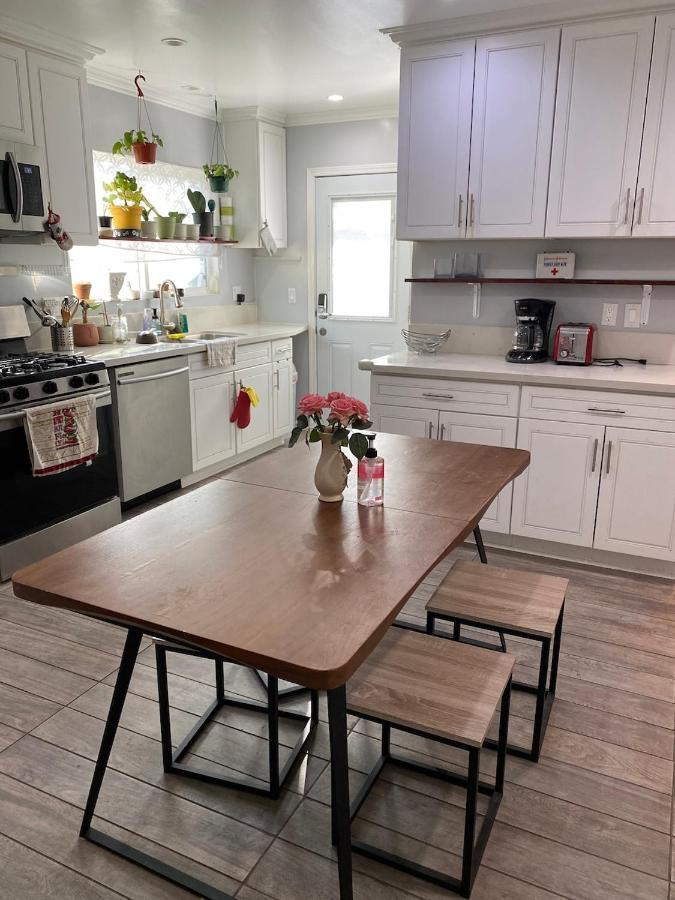 Private Room In La With Free Wifi And Tv With Shared Kitchen Los Angeles Zewnętrze zdjęcie